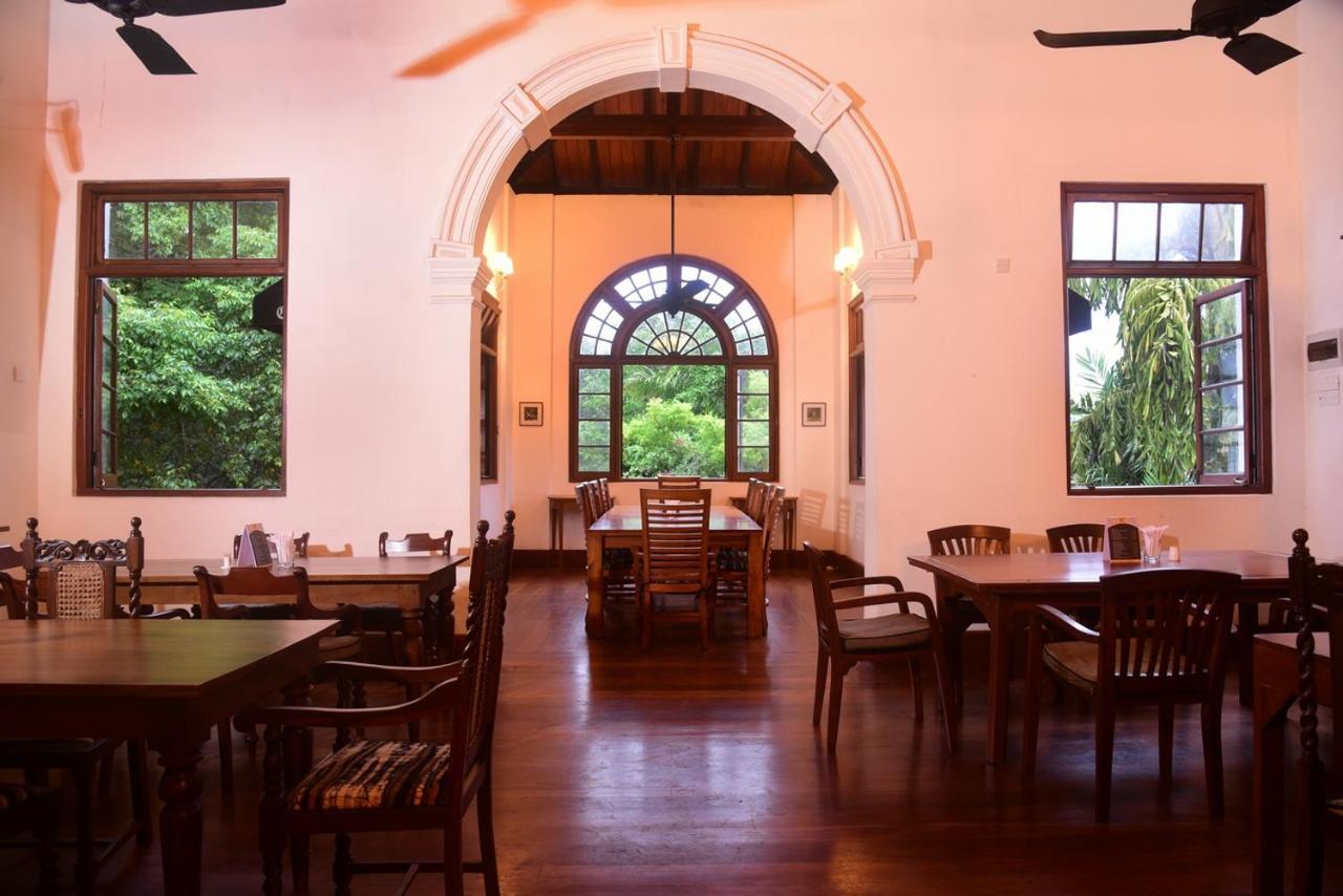 The Dutch Burgher Union - Dbu Colombo 4 Ngoại thất bức ảnh